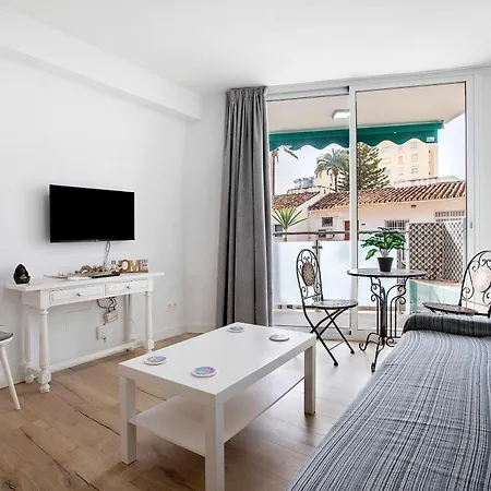 Piso En Carihuela * Torremolinos
