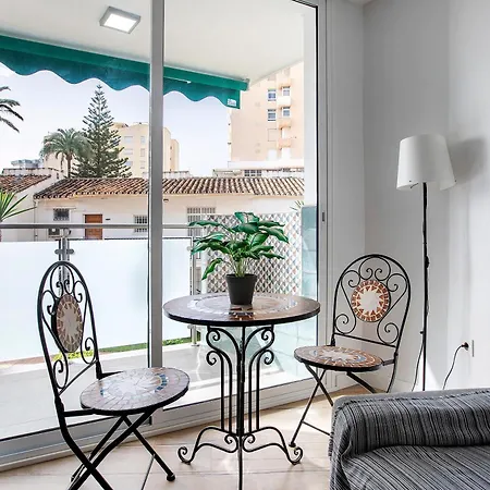 Apartamento Piso En Carihuela *
